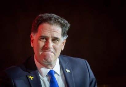 وزیر راهبردی اسرائیل: اسرائیل در صورت خلع سلاح حماس از خط زرد عقب‌نشینی می‌کند