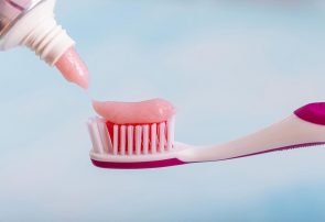 خمیردندان کراتینی؛ ترمیم مینای دندان با پروتئین موی انسان