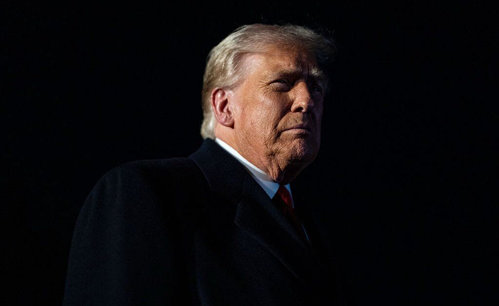 سقوط سیاست تعرفهای ترامپ؛ عقبنشینی واشنگتن و فشار بر صنایع آمریکا سقوط سیاست تعرفهای ترامپ؛ عقبنشینی واشنگتن و فشار بر صنایع آمریکا