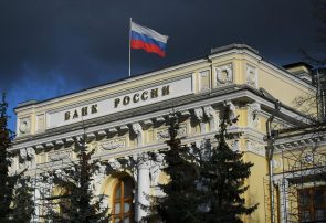 رئیس بانک مرکزی روسیه: اقتصاد ما پس از شوک‌های بزرگ بازیابی شد