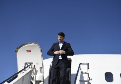 وزیر ارتباطات به باکو سفر کرد