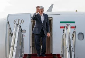 عارف عازم روسیه شد عارف عازم روسیه شد