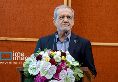 پزشکیان: دولت مسیر خدمت و پیشرفت را با جدیت دنبال می‌کند