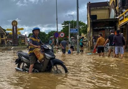 شمار جان‌باختگان سیل در ویتنام به ۹۰ نفر رسید