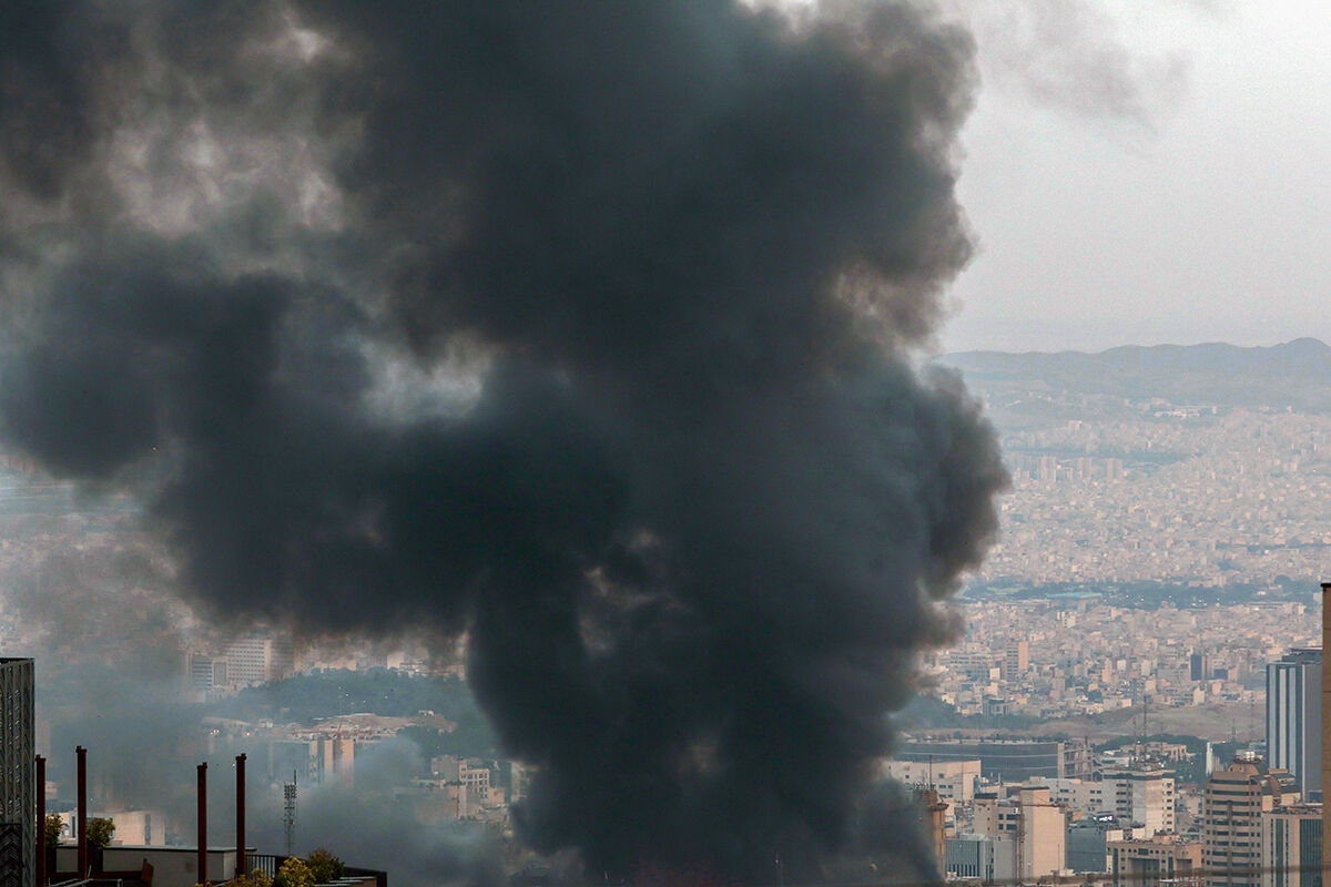 تولید ۲۴۴ هزار تن گاز گلخانهای در حملات جنگ ۱۲ روزه تولید ۲۴۴ هزار تن گاز گلخانهای در حملات جنگ ۱۲ روزه