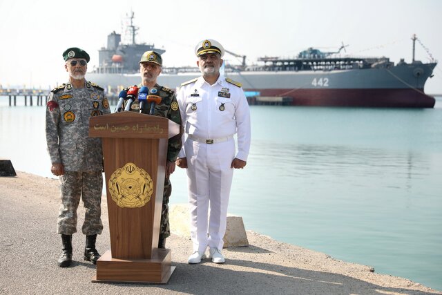 سرلشکر حاتمی: آمادگی لازم برای پاسخ درهم شکننده به دشمن را داریم سرلشکر حاتمی: آمادگی لازم برای پاسخ درهم شکننده به دشمن را داریم