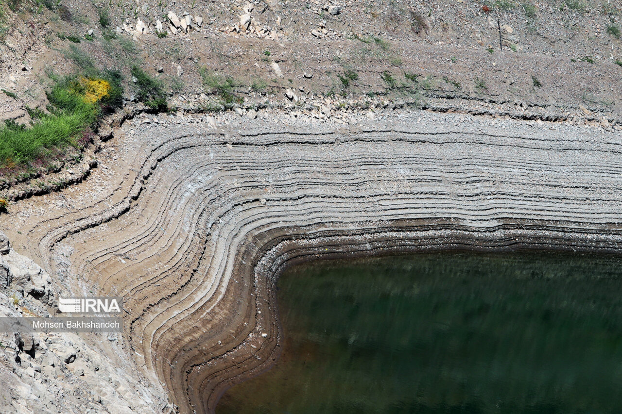 وضعیت سدهای کشور در آذرماه چگونه بود؟ وضعیت سدهای کشور در آذرماه چگونه بود؟