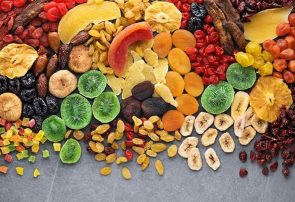 مصرف زیاد میوه خشک قند خون را بالا میبرد مصرف زیاد میوه خشک قند خون را بالا میبرد