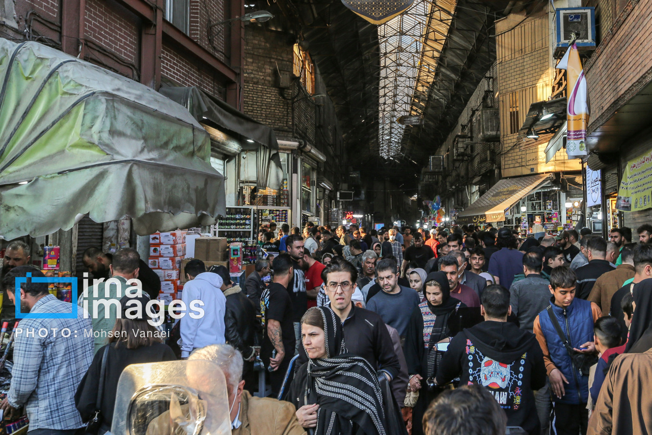 تثبیت نرخ ارز، خواسته اصلی فعالان صنفی است تثبیت نرخ ارز، خواسته اصلی فعالان صنفی است