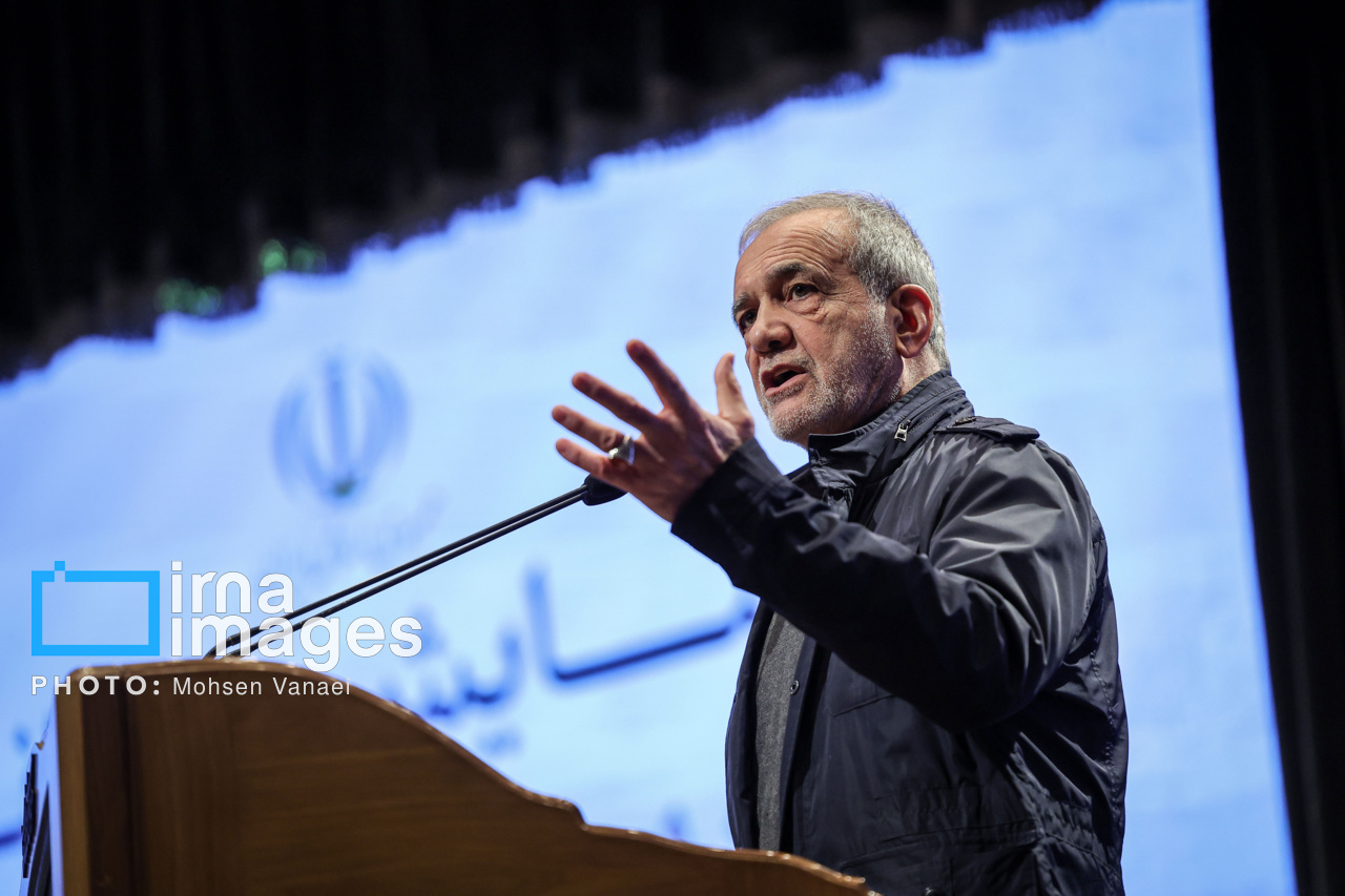 پزشکیان چرا به دنبال کوچکسازی دولت است؟ پزشکیان چرا به دنبال کوچکسازی دولت است؟