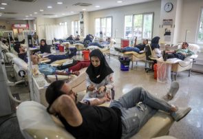 تهرانیها در شب یلدا خون اهدا کنند/ ذخایر هنوز بحرانی است تهرانیها در شب یلدا خون اهدا کنند/ ذخایر هنوز بحرانی است