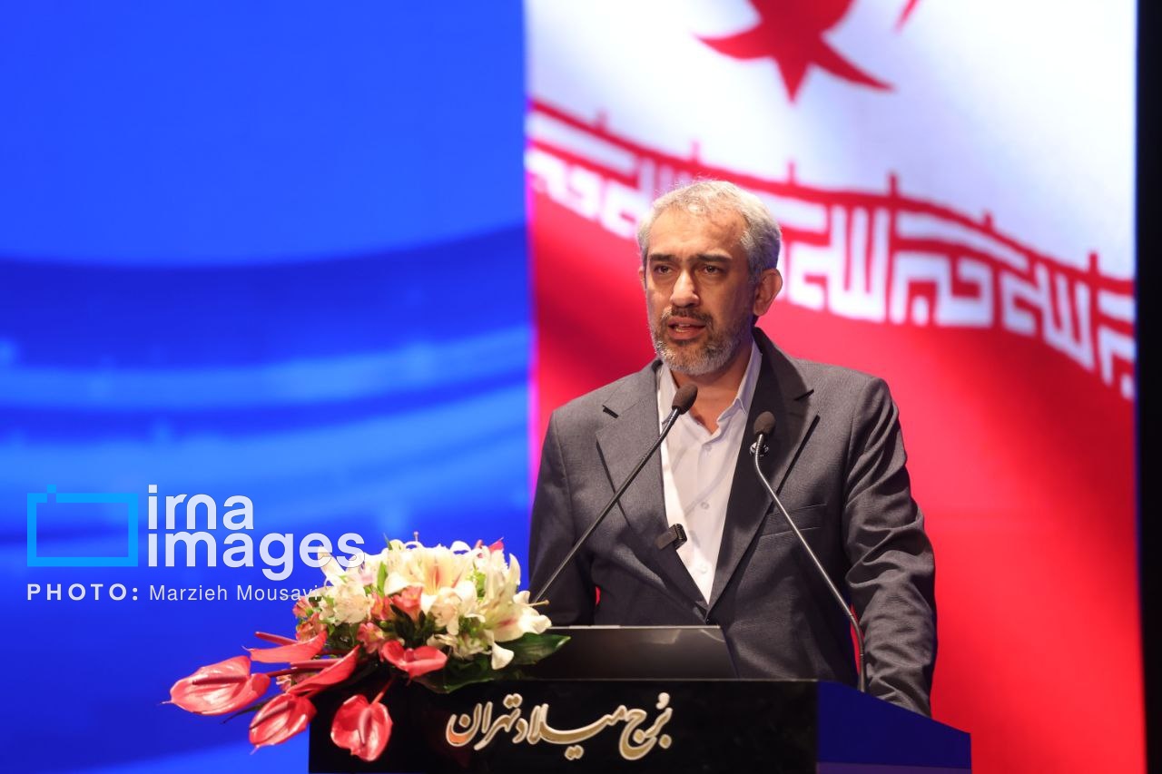 مدنی زاده: صنعت بیمه باید به سمت توسعه اقتصاد دیجیتال حرکت کند