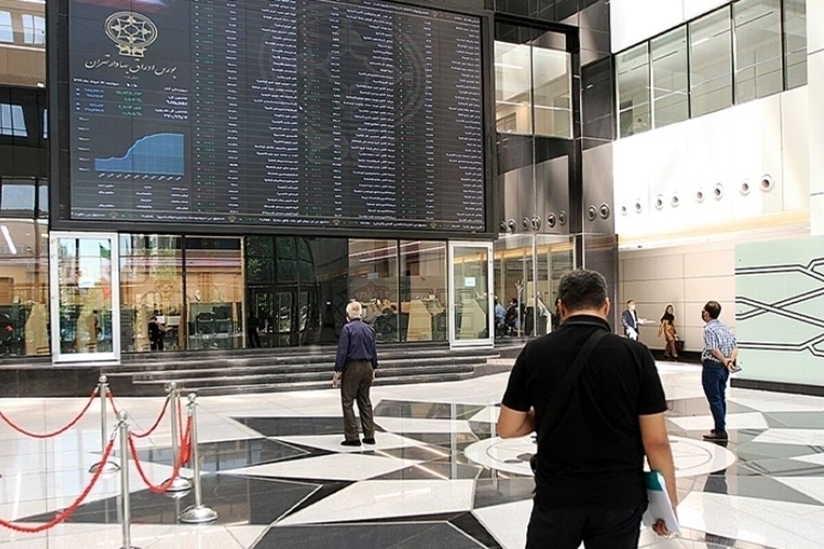 رشد ۶۷ هزار واحدی بورس/ شاخص برای نخستین بار وارد کانال ۳.۴ میلیون واحد شد رشد ۶۷ هزار واحدی بورس/ شاخص برای نخستین بار وارد کانال ۳.۴ میلیون واحد شد