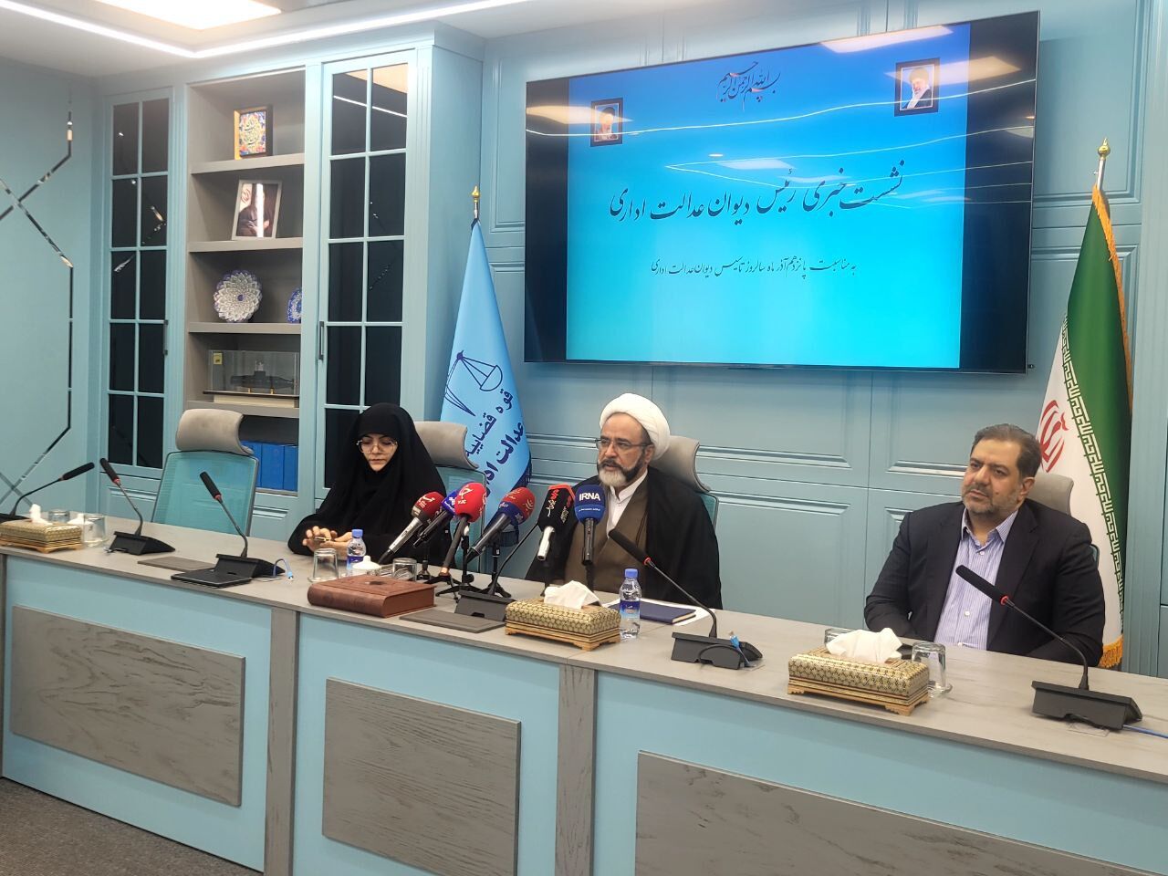 دیوان عدالت اداری مرجع دادخواهی مردم علیه تصمیمات حاکمیت است دیوان عدالت اداری مرجع دادخواهی مردم علیه تصمیمات حاکمیت است