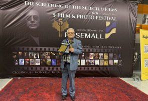 اهدای نشان درخت طلای عباس کیارستمی به عباس یاری/ منتقدی که عاشق سینما است اهدای نشان درخت طلای عباس کیارستمی به عباس یاری/ منتقدی که عاشق سینما است