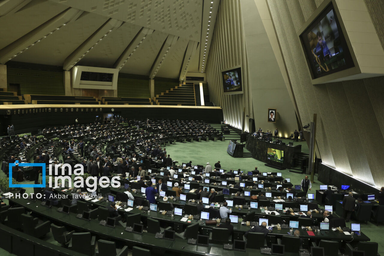 جزئیات جلسه غیرعلنی مجلس با وزرای دولت/ میزان افزایش حقوق کارمندان نیازمند بازنگری است