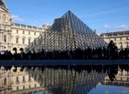 احتمال تعطیلی لوور؛ ضربه دیگری بر پیکر بزرگترین موزه جهان احتمال تعطیلی لوور؛ ضربه دیگری بر پیکر بزرگترین موزه جهان