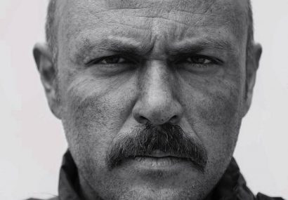 رونمایی از گریم متفاوت «علیرضا کمالی» در «سمفونی باران» رونمایی از گریم متفاوت «علیرضا کمالی» در «سمفونی باران»