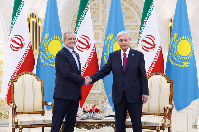 تجویز نسخه «گفتوگوی برابرِ» پزشکیان برای صلح منطقهای و جهانی تجویز نسخه «گفتوگوی برابرِ» پزشکیان برای صلح منطقهای و جهانی