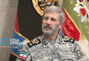 فرمانده کل ارتش: قدرت دفاعی ما از بین نمی‌رود/ افزایش توان آفندی و پدافندی کشور