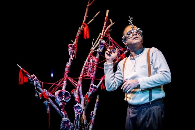 رئالیسم جادویی مشرقزمین را در تئاتر ارائه کردم/ حکایت موتسارت تا مرگ ققنوس رئالیسم جادویی مشرقزمین را در تئاتر ارائه کردم/ حکایت موتسارت تا مرگ ققنوس