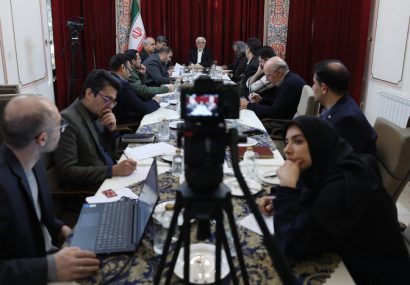 عارف: فراموشی و بی‌توجهی به ریشه حوادث، فاصله ناآرامی‌ها را کوتاه‌تر می‌کند