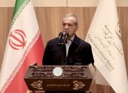 پزشکیان:اگر طبابت اجتماعی ندانیم زخم جامعه تبدیل به مرگ می شود/ باید خودمان را اصلاح کنیم