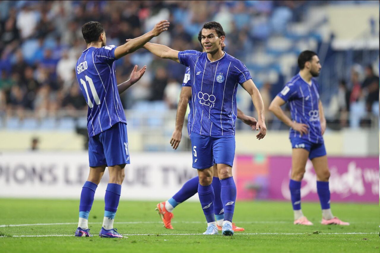 ورمزیار: الحسین بسته بازی می‌کند/ استقلال لیاقت صعود دارد