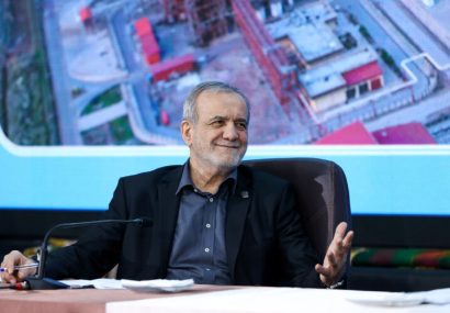 سفر استانی پزشکیان به لرستان؛ از عدالت منطقهای تا احیای سرمایه اجتماعی سفر استانی پزشکیان به لرستان؛ از عدالت منطقهای تا احیای سرمایه اجتماعی