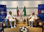 دیدار امیر ایرانی با فرماندهان روسیه و عربستان/ تاکید بر تقویت همکاری‌های دو جانبه