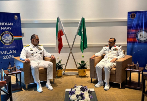 دیدار امیر ایرانی با فرماندهان روسیه و عربستان/ تاکید بر تقویت همکاری‌های دو جانبه