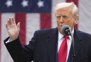 وال‌استریت‌ژورنال ادعای ترامپ درباره ارسال کشتی امدادی به گرینلند را رد کرد